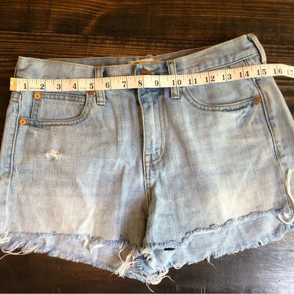 Madewell Denim Shorts Women’s 25 Light Wash Frayed Raw Hem Relaxed Boho Summer - Picture 5 of 9